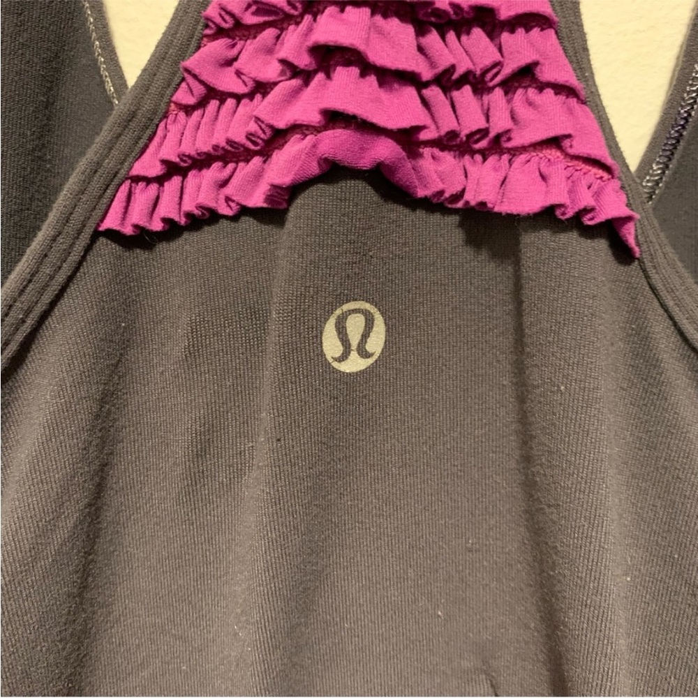 Lululemon Cool Racerback Ruffle Coal / Purple - Picture 2 of 8